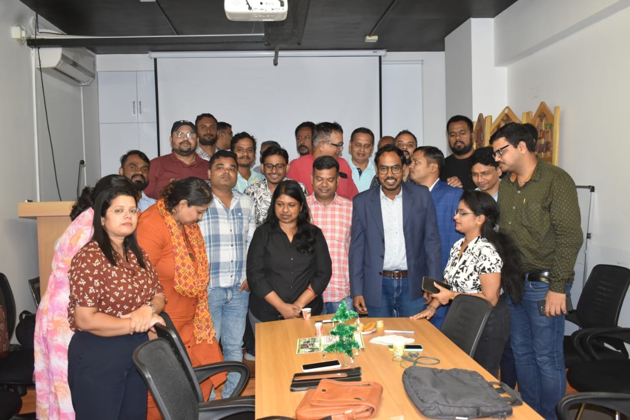 Grassroots founders building partnerships